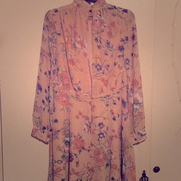 A TRUE ROMANCE FROM NIEMAN MARCUS WHAT A CLASSIC BEAUTY - Picture 4 of 8